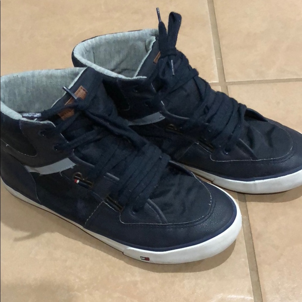 Tommy Hilfiger shoes !